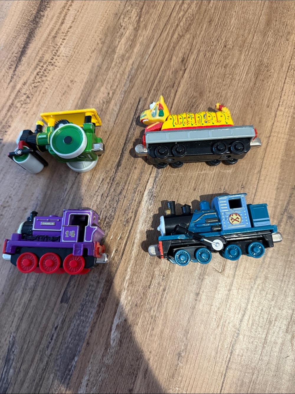 Set of 4 Thomas & friends trains